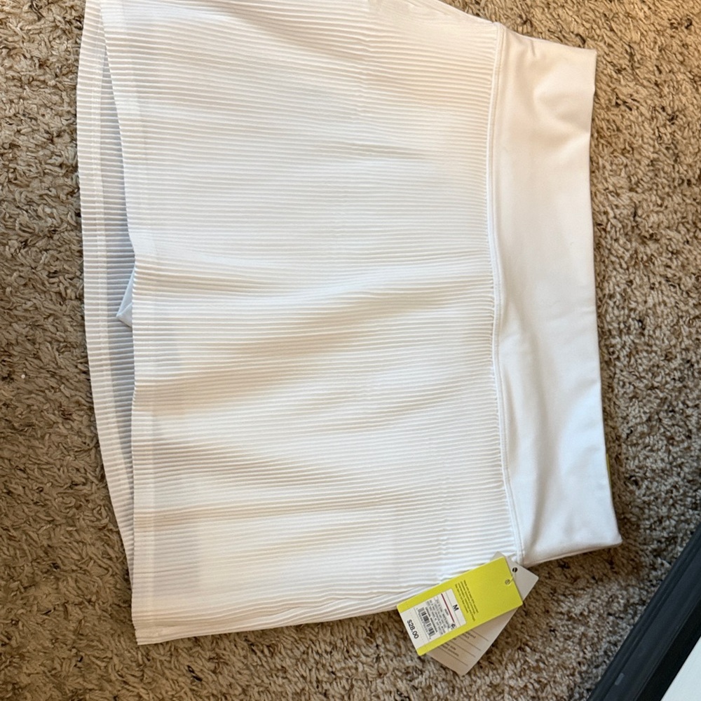 All in Motion white pleated skort—medium—NWT
